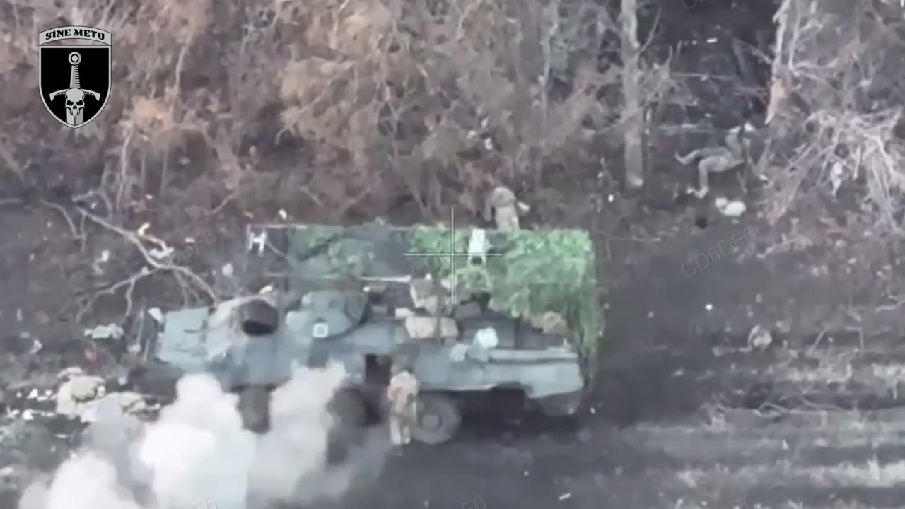 Leopard 2A4 Strikes Russian BTR-80 During Combat in the Kurakhove Direction