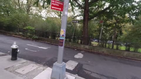 Kad svih dvadeset komšija kupe najnoviji Bugatti... Iste boje...