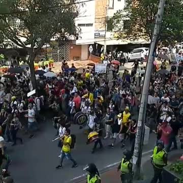 Marcha por la educación recorre las calles de Bucaramanga