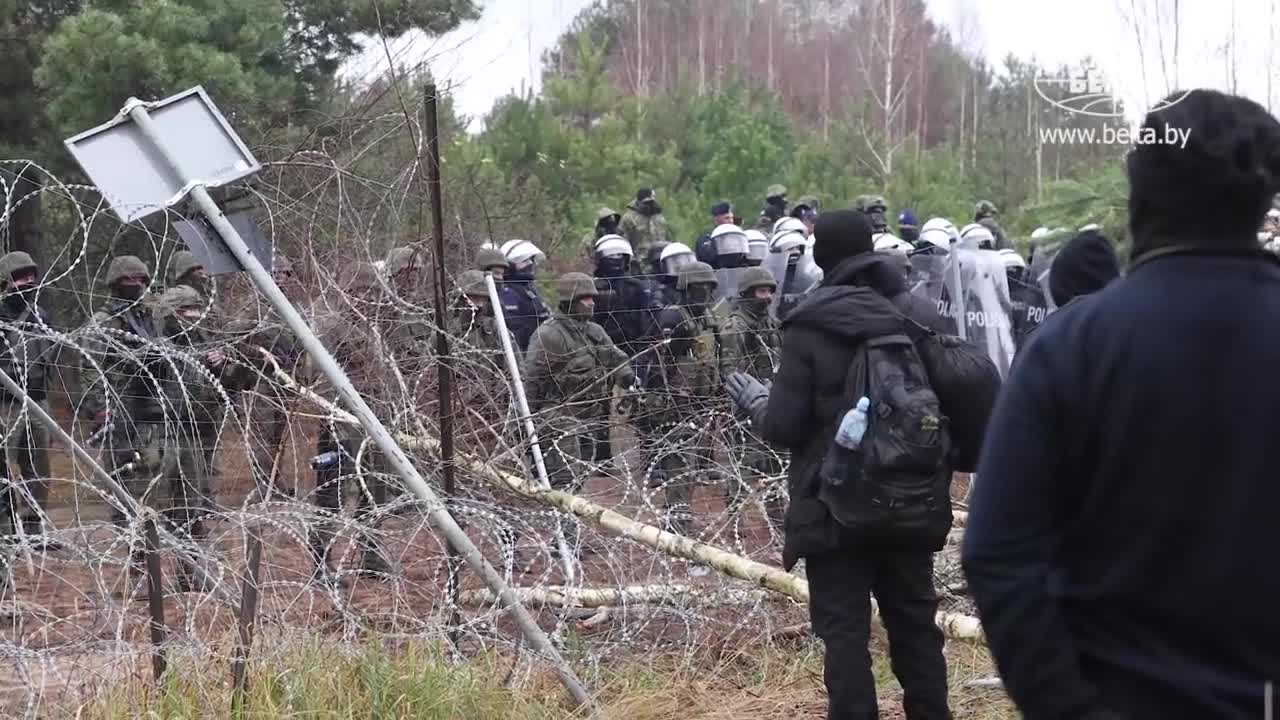 Refugees on the border of Belarus with Poland
