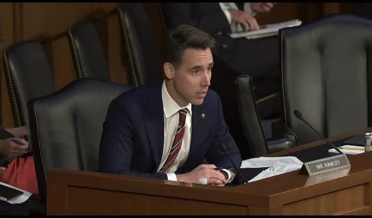 TWITTER Whistle Blower with Josh Hawley BOOM!!!!