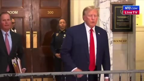 #Trump @ #NewYork court today, as the show trial continues !