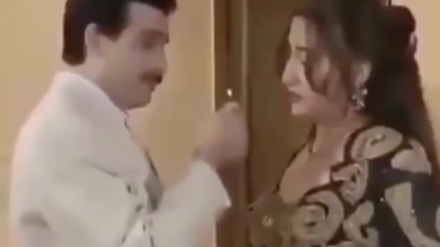 شاهد عندما البخيل يحتفل بعيد ميلاد زوجته