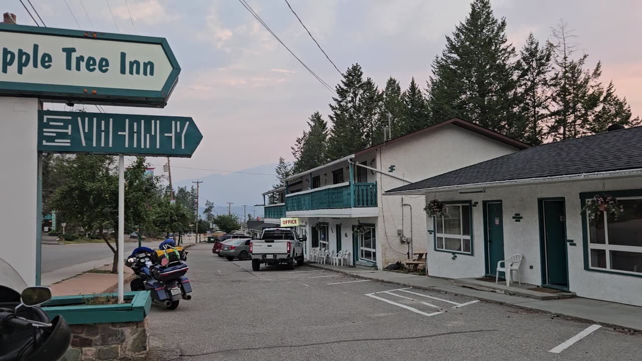 28 Sunday PM stop Radium Hot Springs