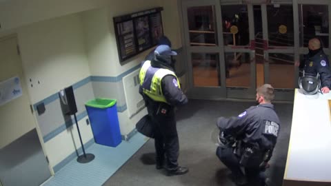 1662HQOB01WestDoor_2021-01-06_19h48min44s370ms.mp4