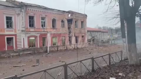 Ukrainian Missiles Destroy Entire City Block Taken Over by Russian Military in Kursk City