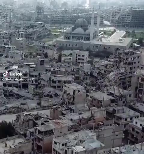 Homs, Syria 🇸🇾, bombed by the Assad regime. When its not Palestine people stay Quiet