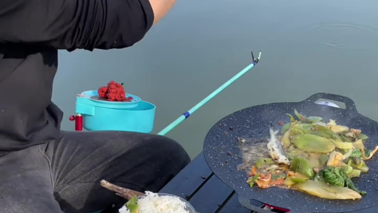 EAT FRESH ONLY