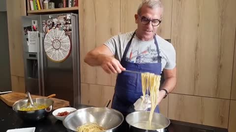 italian pasta alla carbonara!