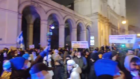 München wird von faschistischen Polizisten aufgeha (1)