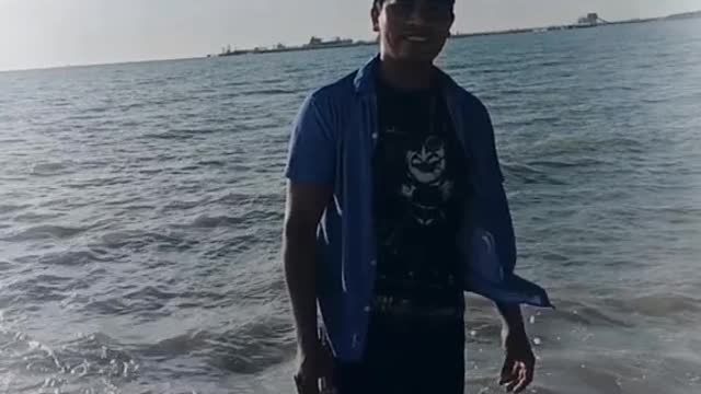 Hindi song tu ijajat de agar to