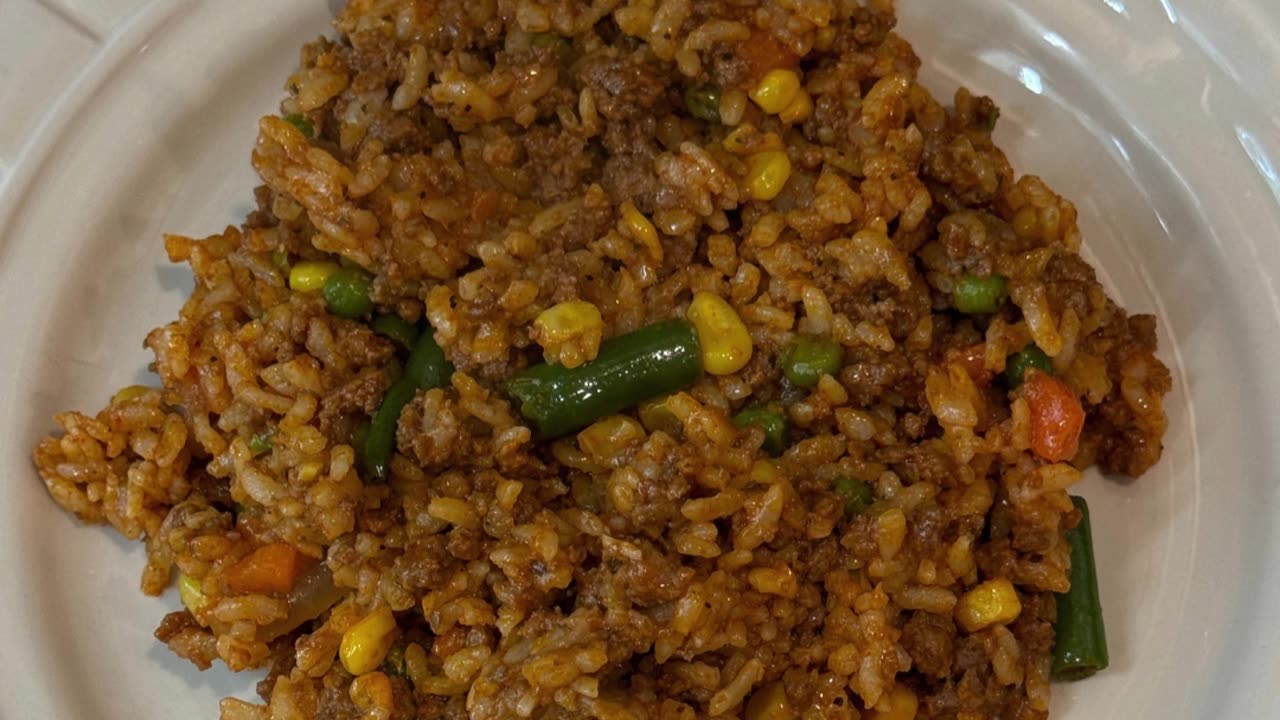 Ground Beef Gochujang Rice with Mixed Vegetables