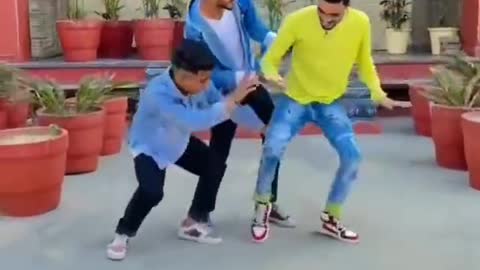 Trending ❤ comedy 😂🤣🤣🤣 Dance meri rani