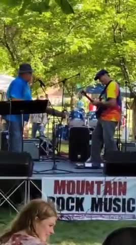 Rockinpapa’s classic rock garage band