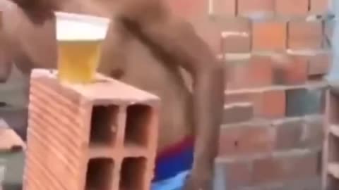 This is the new way to level a object ..."The Beer level"