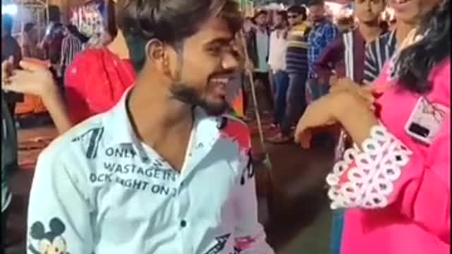 Ye de na main tere liye nachi