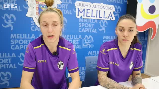 Futbolistas Shulha y Vika dicen que "Ucrania está dispuesta morir por la paz"