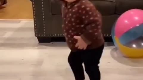 Kid dance