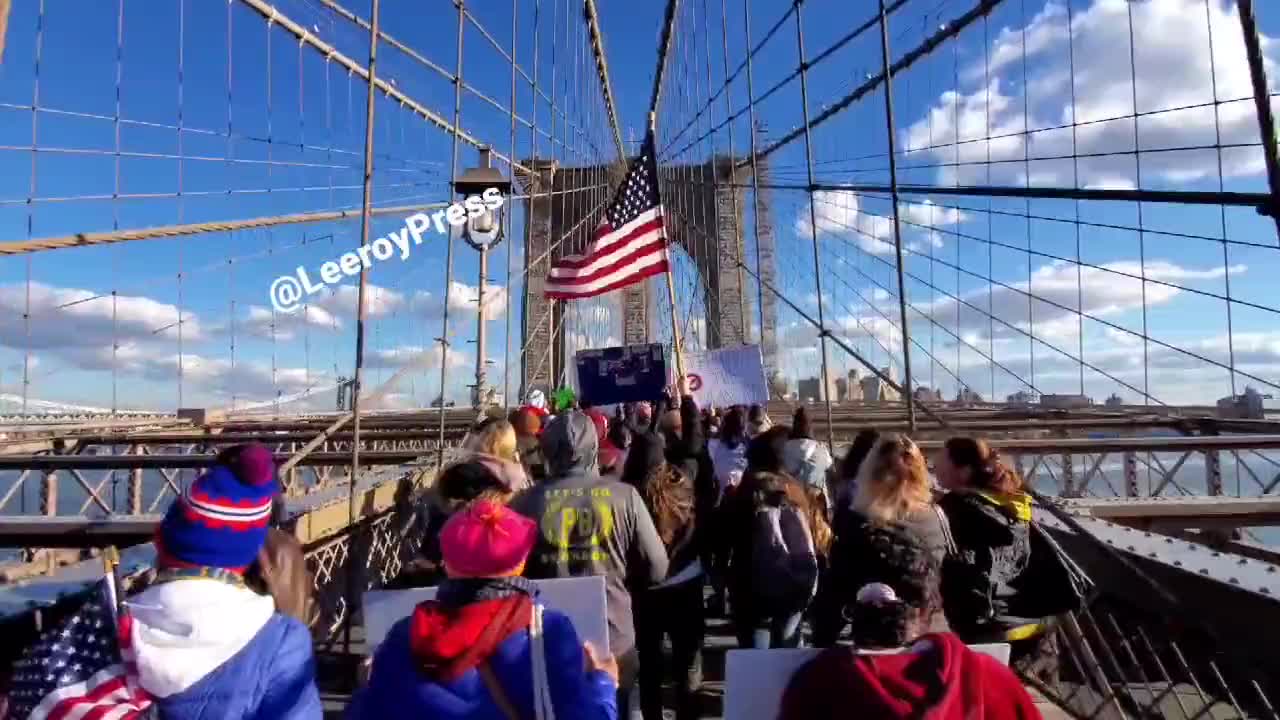 Love My Beautiful NYC Patriotos Standing Up!!! FOR FREEDOM!!!