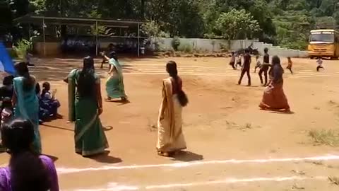 Young children running like headless chickens - LOL🤣😁