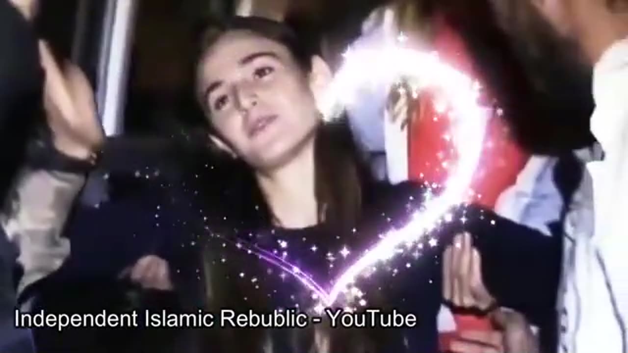 An Israeli hostage falls in love with a Hamas kidnapper.