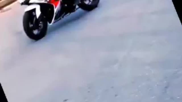 Bike race accident sad😟 moments😡MOOD OFF BIKE RACING WHATSAPP//STUNTS