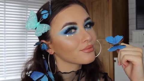 Gorgeous🧚‍♂️🧚‍♂️ blue eye shadow like🧚‍♀️🧚‍♀️ Butterfly