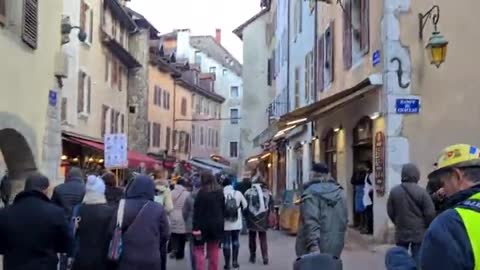 Manifestation Annecy le 18 12 2021