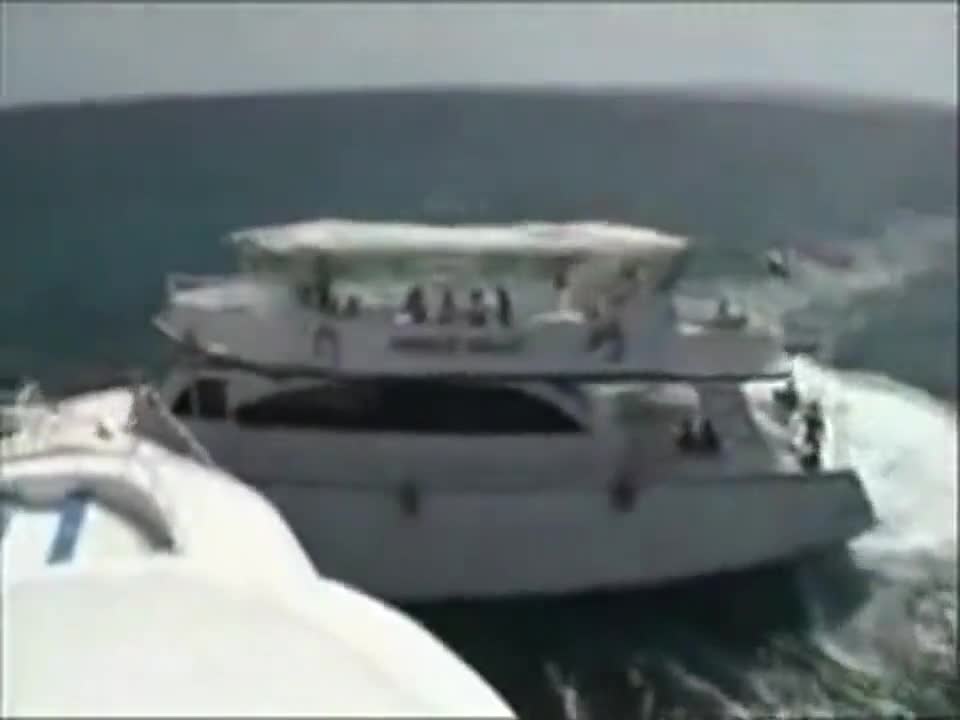 2 party boats have a collision - expensive mistake