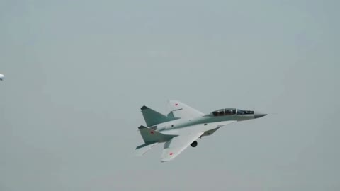 Fighter Jets Performing For The Crowd