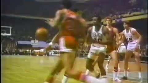 1971-01-10 Philadelphia 76ers vs Boston Celtics