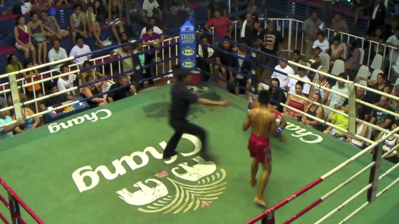 Muay Thai Fight Knockout by Dead Leg | Thailand Muay Thai Krabong Stadium Lumpini Stadium