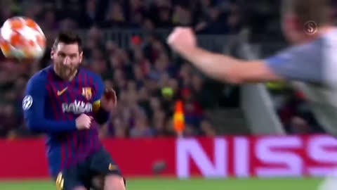 7 Times Messi Saved the Day