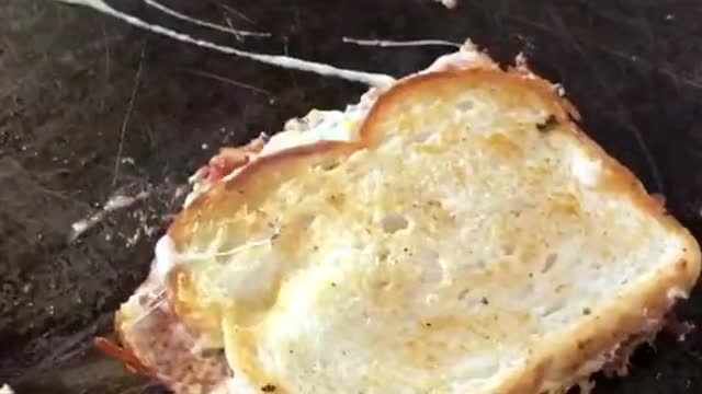 Cheesy Lobster Burger Making Tutorial