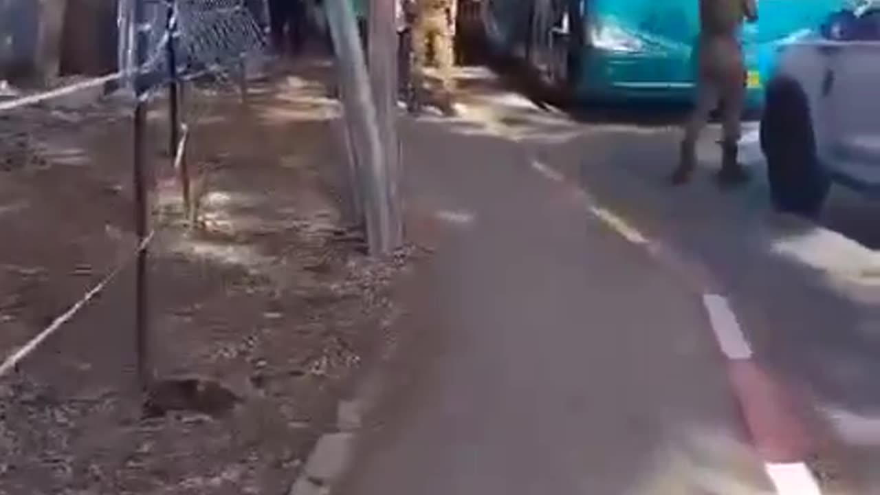 Attack: A truck carrying cargo hit a bus stop