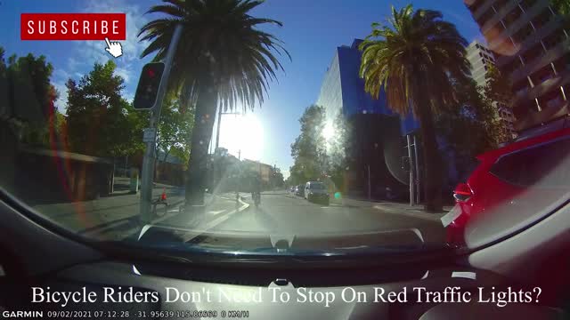 Bicycle Riders Don't Need To Stop On Red Traffic Lights