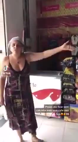 What Do You Do When You Got No Mask To Go Into A Shop, You Simply Take Off Your Knickers!!!