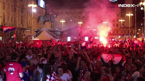 Navijačka atmosfera uoči utakmice s Danskom