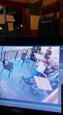 Businessman grapples would-be kidnapper to the ground