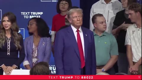 Trump Jamming to "Rich Men North of Richmond" by Oliver Antony - Kamala Does Vulgar at Rallies