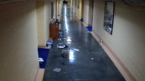 Camera0006USCSBAST50Hallway_2021-01-06_Starting_at_17h20min02s210ms.mp4