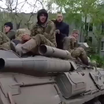 Zajatí ukrajinští nacisté u Charkova