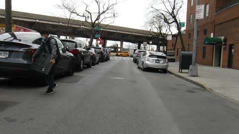 - 2021 0409 235 NYPD biker