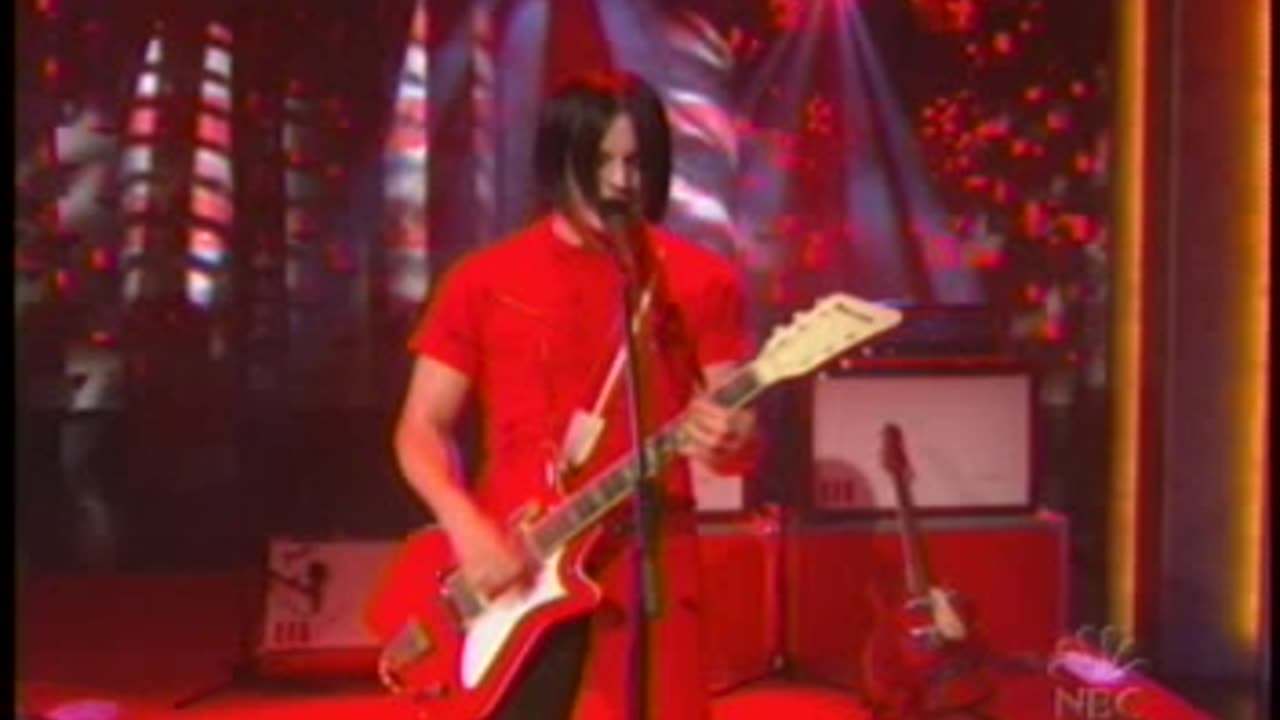 The White Stripes "HARDEST BUTTON TO BUTTON"