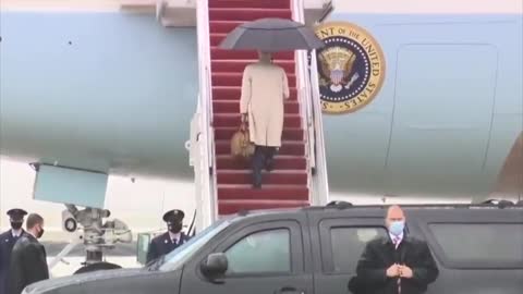 WATCH: Joe Biden Having Trouble with Stairs of Airfoce One