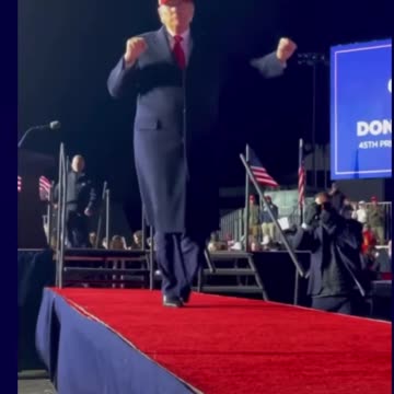 Trump - Georgia Rally 3/22 - Still Got the Moves