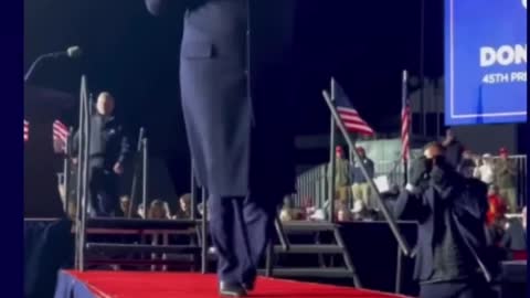 Trump - Georgia Rally 3/22 - Still Got the Moves