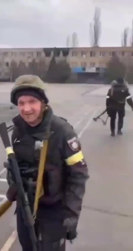 Ukraine War - Ukraine Recaptures Kulbakino Airport