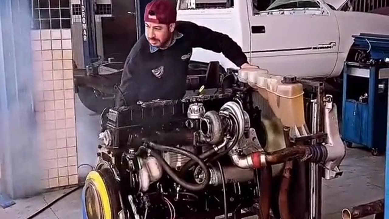 Engine strat by hand made its amazing