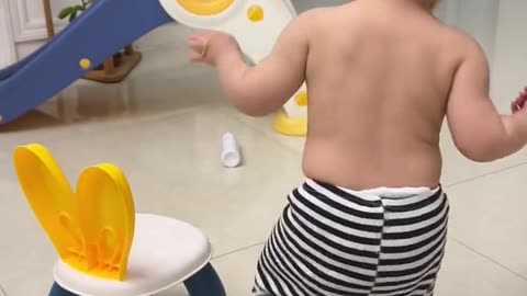 CHILD FUNNY VIDEOS